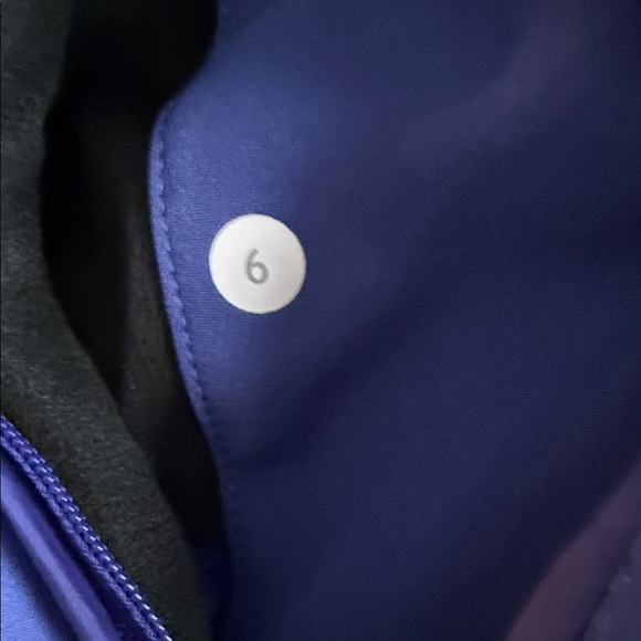 LIKE NEW. Lululemon Paddington Softshell
Pigment Blue - Picture 10 of 15